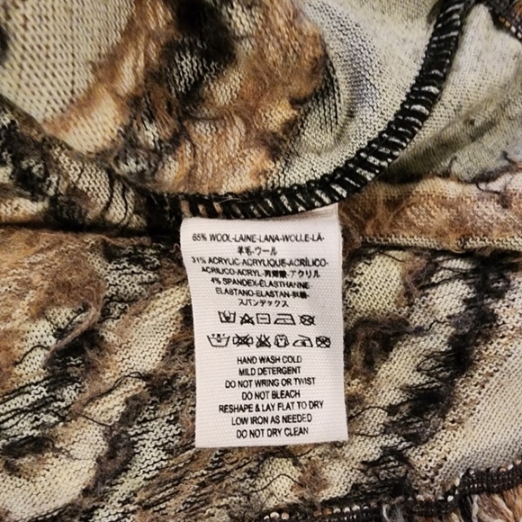 FREE People Magic Carpet Fringe Skirt Nordic Print Wool Blend
- Small - Picture 7 of 7